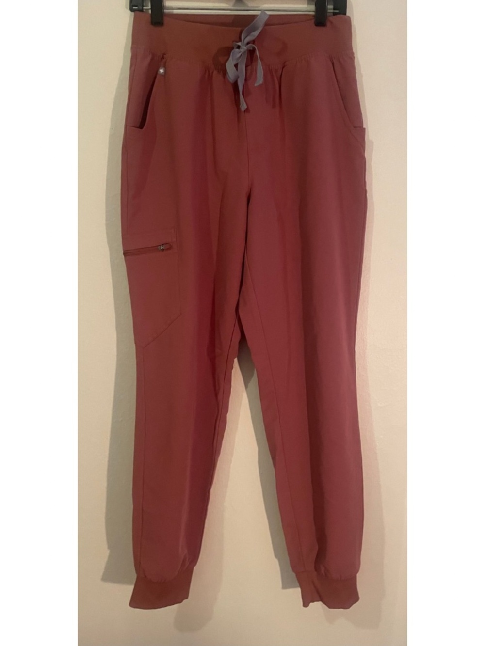 FIGS Zamora Joggers Mauve 5700 M Medium BRAND NEW NWOT